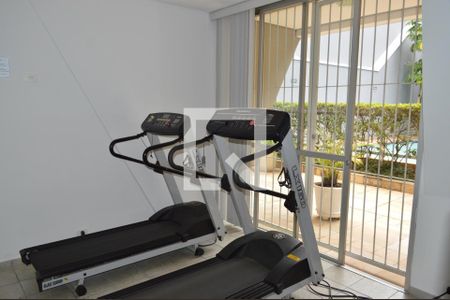 Apartamento à venda com 102m², 3 quartos e 1 vaga Apartamento à venda com 102m², 3 quartos e 1 vagaAcademia