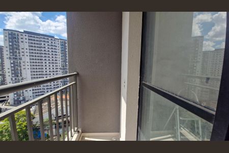 Apartamento para alugar com 38m², 2 quartos e sem vaga Apartamento para alugar com 38m², 2 quartos e sem vagaVaranda