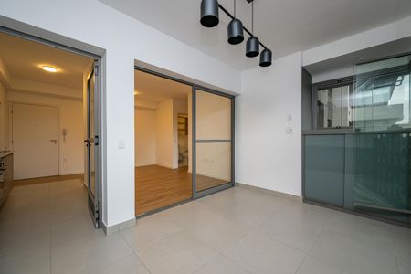 Apartamento para alugar com 69m², 2 quartos e 1 vagaSacada
