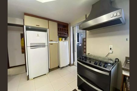 Apartamento à venda com 406m², 4 quartos e 3 vagas