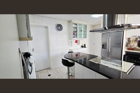 Apartamento à venda com 270m², 3 quartos e 4 vagas Apartamento à venda com 270m², 3 quartos e 4 vagasFoto 05