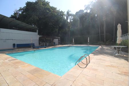Apartamento à venda com 72m², 2 quartos e 1 vagaÁrea comum - Piscina