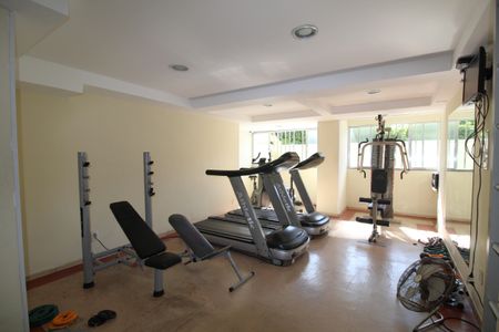 Apartamento à venda com 72m², 2 quartos e 1 vagaÁrea comum - Academia