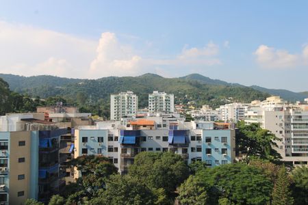 Apartamento à venda com 72m², 2 quartos e 1 vagaSala - Varanda