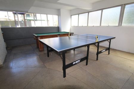 Apartamento à venda com 72m², 2 quartos e 1 vagaÁrea comum