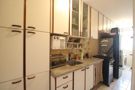 Apartamento à venda com 72m², 2 quartos e 1 vagaCozinha