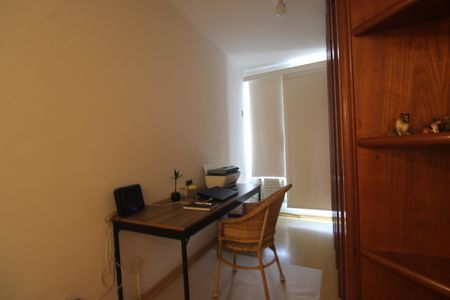 Apartamento à venda com 72m², 2 quartos e 1 vagaSuíte