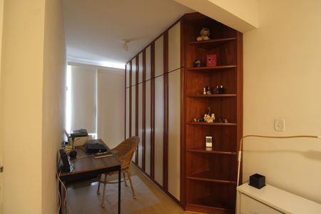 Apartamento à venda com 72m², 2 quartos e 1 vagaSuíte