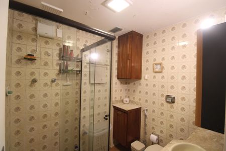Apartamento à venda com 72m², 2 quartos e 1 vagaBanheiro da suíte