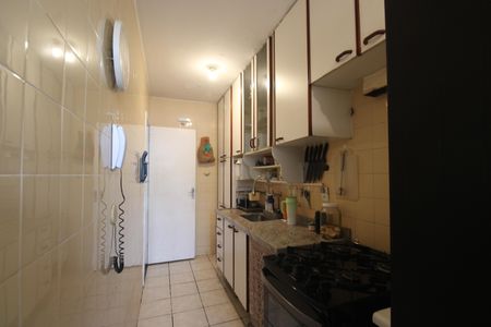 Apartamento à venda com 72m², 2 quartos e 1 vagaCozinha