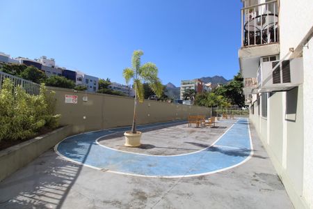 Apartamento à venda com 72m², 2 quartos e 1 vagaÁrea comum