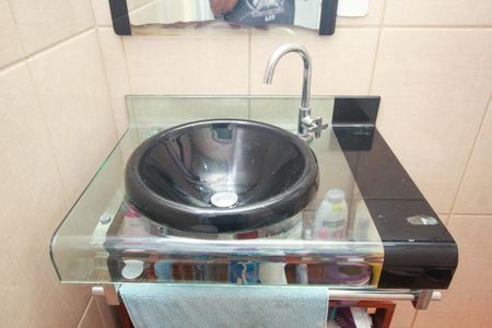 Casa à venda com 125m², 2 quartos e 2 vagasBanheiro