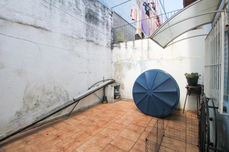Casa à venda com 125m², 2 quartos e 2 vagasQuintal