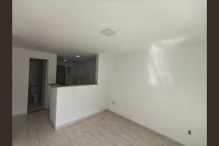 Apartamento para alugar com 42m², 2 quartos e sem vaga