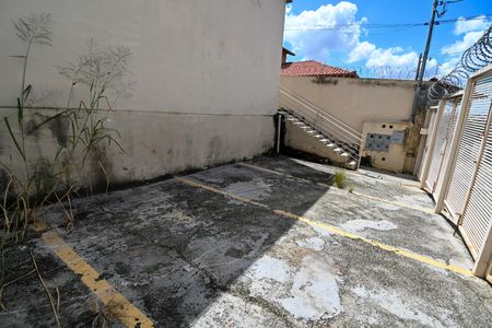 Casa para alugar com 53m², 3 quartos e 1 vaga