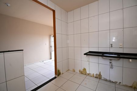 Casa para alugar com 53m², 3 quartos e 1 vaga