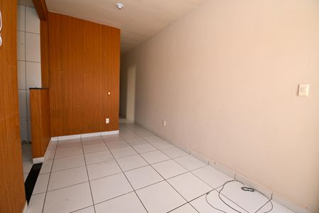 Casa para alugar com 53m², 3 quartos e 1 vaga