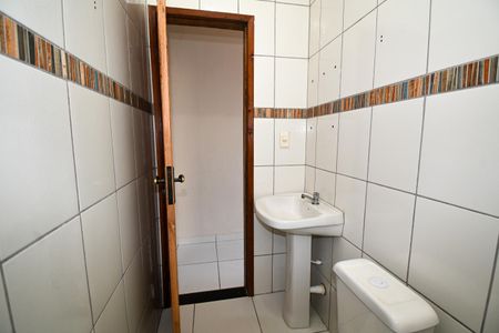 Casa para alugar com 53m², 3 quartos e 1 vaga