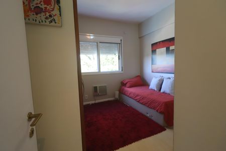 Apartamento à venda com 151m², 3 quartos e 2 vagasQuarto 2