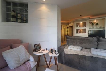 Apartamento à venda com 151m², 3 quartos e 2 vagassacada da sala