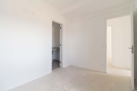 Apartamento à venda com 132m², 3 quartos e 2 vagasSuíte 2