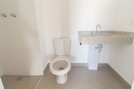 Apartamento à venda com 132m², 3 quartos e 2 vagasBanheiro da Suíte 2