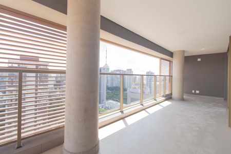 Apartamento à venda com 132m², 3 quartos e 2 vagasVaranda