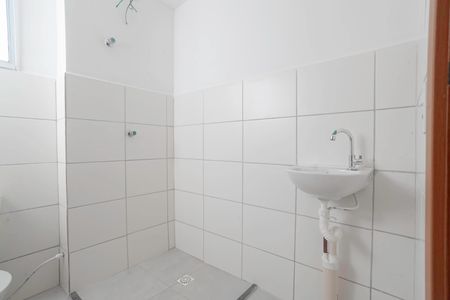 Apartamento para alugar com 45m², 2 quartos e 1 vagaBanheiro social 