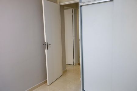 Quarto 1 de apartamento para alugar com 2 quartos, 52m² em Bandeiras, Osasco