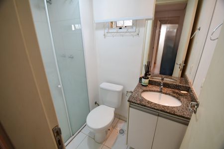 Apartamento para alugar com 70m², 2 quartos e 2 vagasBanheiro Social