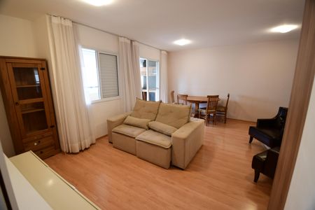 Sala de apartamento para alugar com 2 quartos, 70m² em Mansões Santo Antônio, Campinas