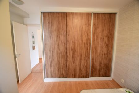 Apartamento para alugar com 70m², 2 quartos e 2 vagasQuarto 2 - Suíte