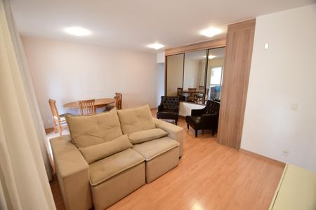 Apartamento para alugar com 70m², 2 quartos e 2 vagasSala