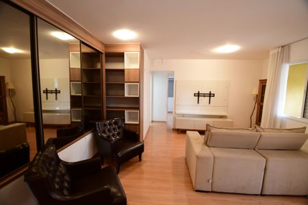 Apartamento para alugar com 70m², 2 quartos e 2 vagasSala