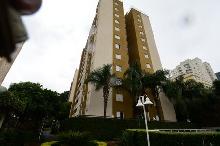 Apartamento para alugar com 70m², 2 quartos e 2 vagasFachada do bloco