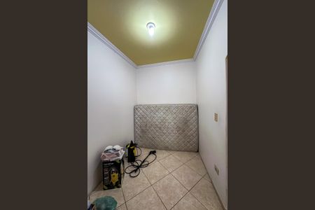 Casa à venda com 450m², 4 quartos e 3 vagasCloset da suíte 2