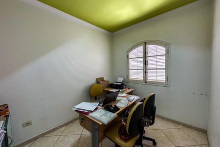 Casa à venda com 450m², 4 quartos e 3 vagasEscritório