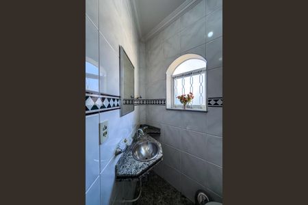 Casa à venda com 450m², 4 quartos e 3 vagasLavabo