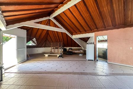 Casa à venda com 450m², 4 quartos e 3 vagasSuíte 1