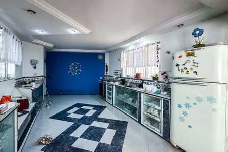 Casa à venda com 450m², 4 quartos e 3 vagasCozinha