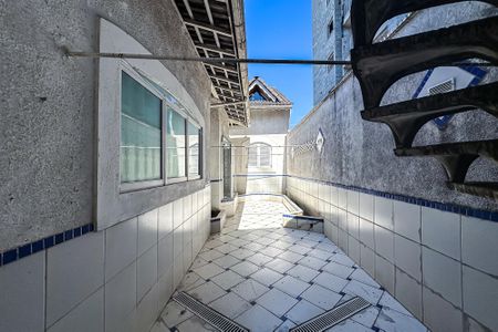 Casa à venda com 450m², 4 quartos e 3 vagasQuintal