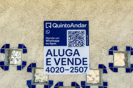 Casa à venda com 450m², 4 quartos e 3 vagasPlaca