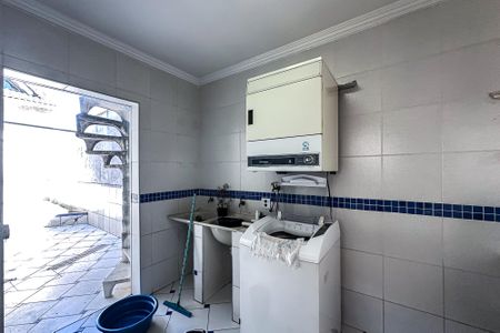 Casa à venda com 450m², 4 quartos e 3 vagasÁrea de Serviço