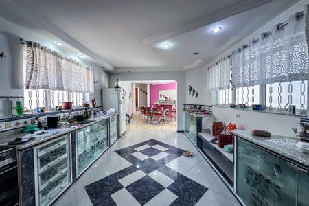 Casa à venda com 450m², 4 quartos e 3 vagasCozinha