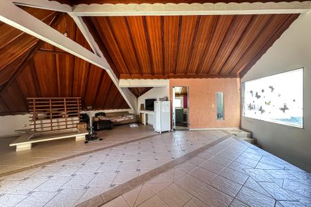 Casa à venda com 450m², 4 quartos e 3 vagasSuíte 1