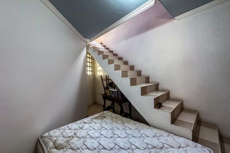 Casa à venda com 450m², 4 quartos e 3 vagasQuarto