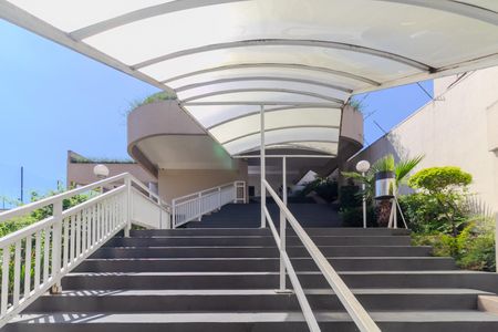 Apartamento à venda com 52m², 2 quartos e 1 vagaEntrada