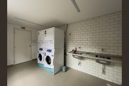 Studio à venda com 32m², 1 quarto e sem vaga Studio à venda com 32m², 1 quarto e sem vagaÁrea Comum - Lavanderia