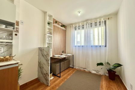 Sala de apartamento para alugar com 1 quarto, 25m² em Jardim Oriental, São Paulo