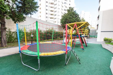 Apartamento para alugar com 65m², 3 quartos e 2 vagasÁrea comum - Playground